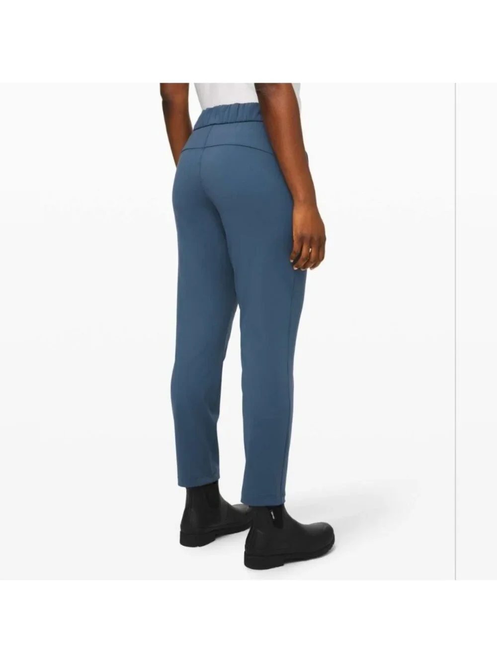 Lululemon On the Fly 7/8 Pant Code Blue